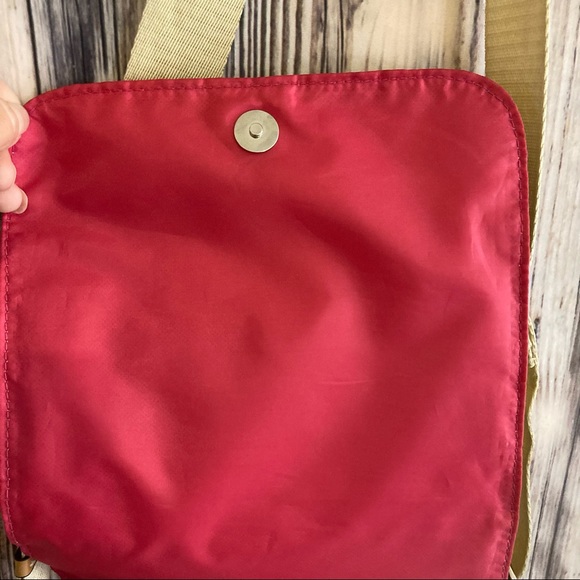 Lily Bloom Crossbody/CrossOver Bag - Picture 6 of 16